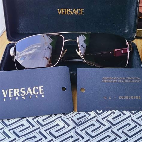 authentic versace sunglasses wholesale.